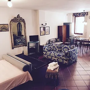 https://carraresi-rooms.hotelinveneto.com